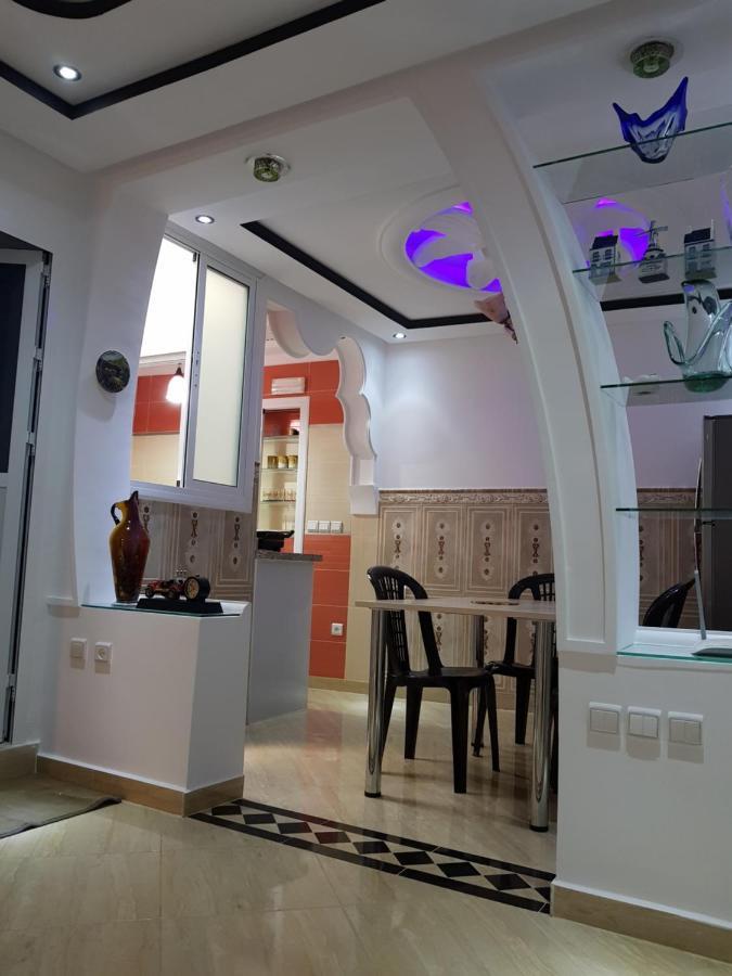 Mira Appartement -Lovely, Tidy & Close To Beaches And City Center อัลฮอเคม่า ภายนอก รูปภาพ