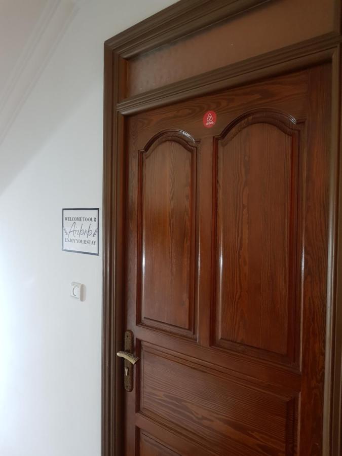 Mira Appartement -Lovely, Tidy & Close To Beaches And City Center อัลฮอเคม่า ภายนอก รูปภาพ