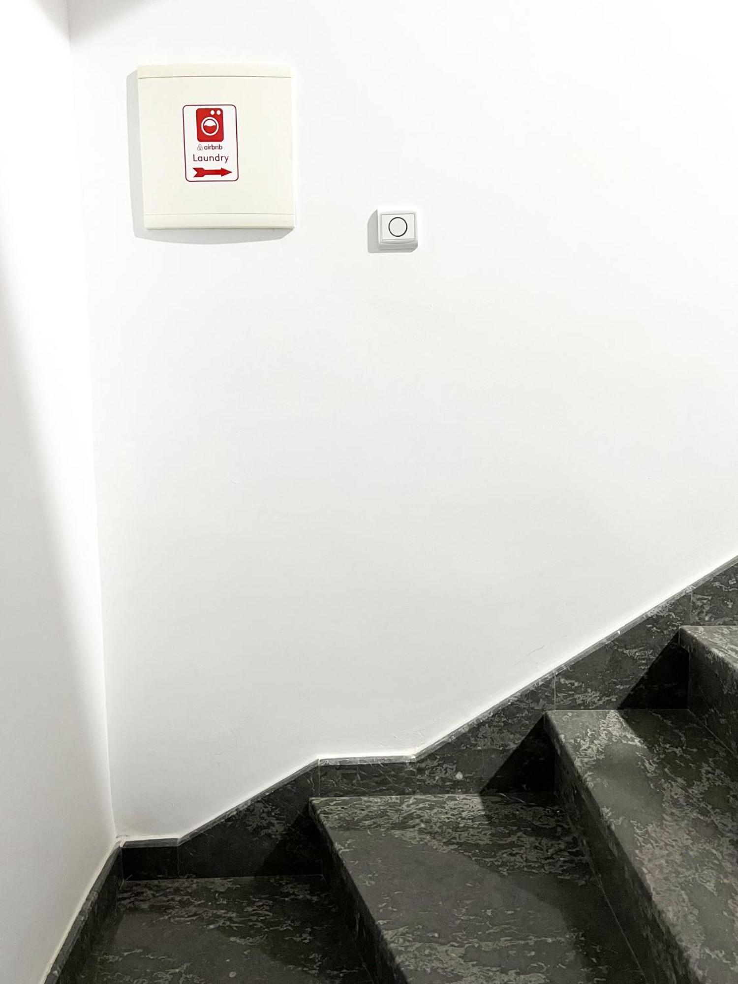 Mira Appartement -Lovely, Tidy & Close To Beaches And City Center อัลฮอเคม่า ภายนอก รูปภาพ